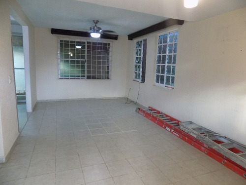 Imagen 3 de 23 de Casa En Venta, Fraccionamiento Crystal, Minatitlán, Ver.