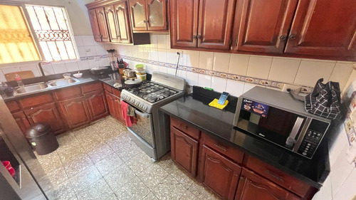 Casa En Venta En La Jacobo Majluta 1 Nivel Con Amplio Patio En Proyecto Cerrado