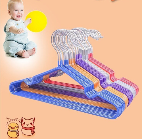 Imagen 5 de 6 de Pack X50 Perchas Infantil Acero Con Goma Antideslizante 30cm