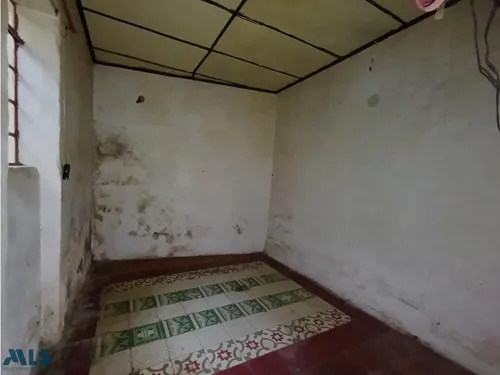 Casa Lote En Venta En Barrio Cristobal(mls#253022)