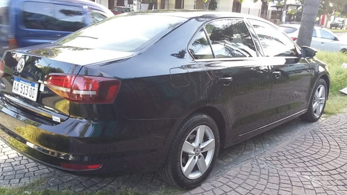 Volkswagen Ventó 2.5 Luxury / 2016