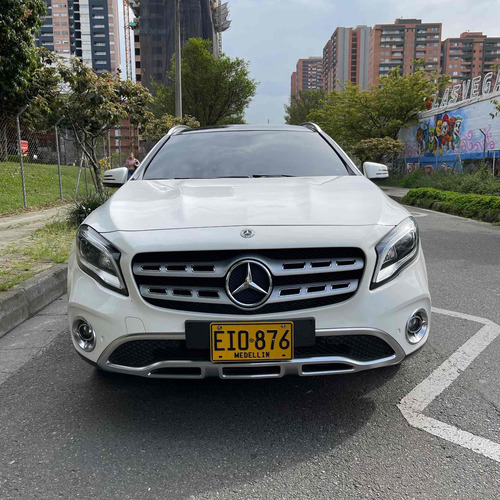 Imagen 2 de 11 de Mercedes-benz Clase Gla 2018 1.6 Urban