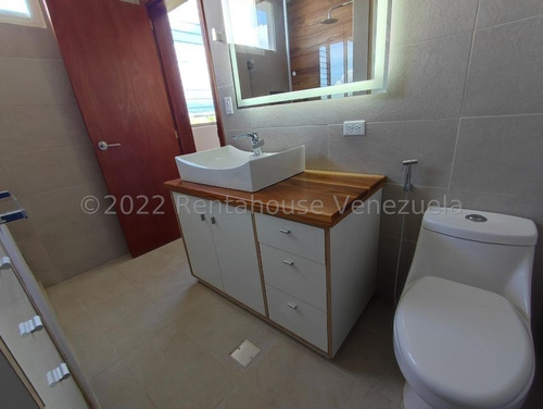 Imagen 23 de 29 de Apartamento En Alquiler Santa Paula 22-22589
