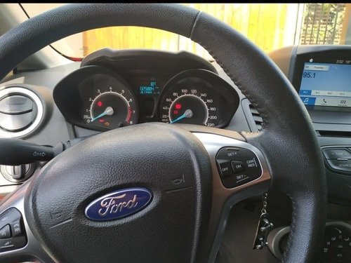 Ford Fiesta Kinectic Design Se