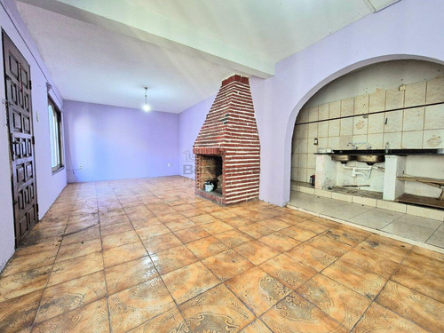 Casa Al Fondo En Alquiler En La Teja Dos Dormitorios