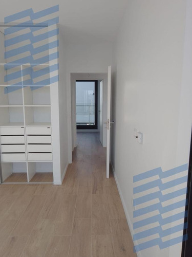 Imagen 9 de 30 de Departamento - 3 Ambientes, Sum, Solarium, Piscina Y Parrilla Común