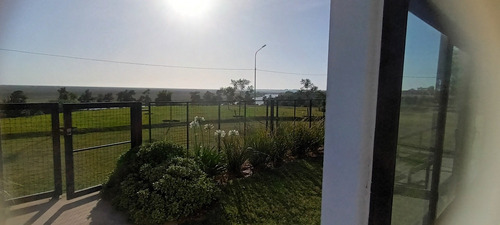 Imagen 14 de 16 de Departamento 2° Piso Alquiler Temporario