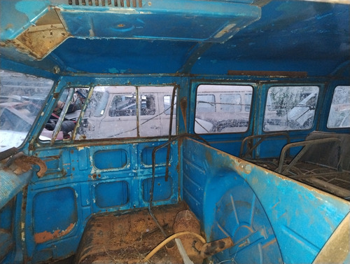 Carroceria De Kombi Corujinha Carcaça Samba Bus