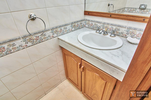Imagen 28 de 30 de Casa En Venta - 4 Dormitorios 4 Baños - 350mts2 - Piscina - Cocheras - La Plata