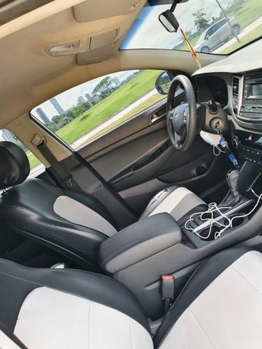 Imagen 9 de 15 de Hyundai Tucson 2017 Whsssa 68420214 O 69627115 Persona
