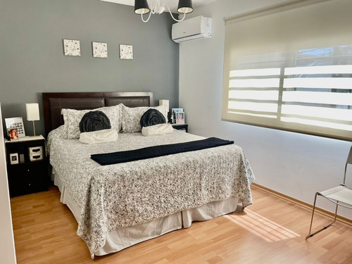Imagen 1 de 16 de Casa Dúplex 5 Ambientes Olivos