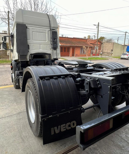 Iveco Cursor 330