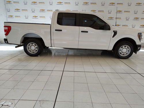 Ford F-150 3.3 XL Doble Cabina V6 4x2 At