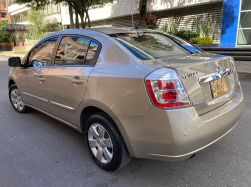 Nissan Sentra 2.0 Automático