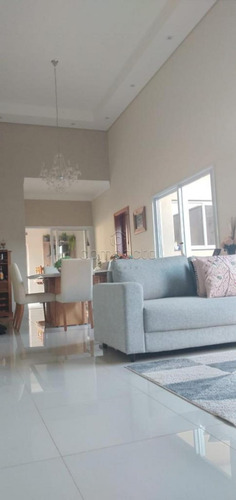 Imagem 4 de 10 de Casas - Ref: V15817
