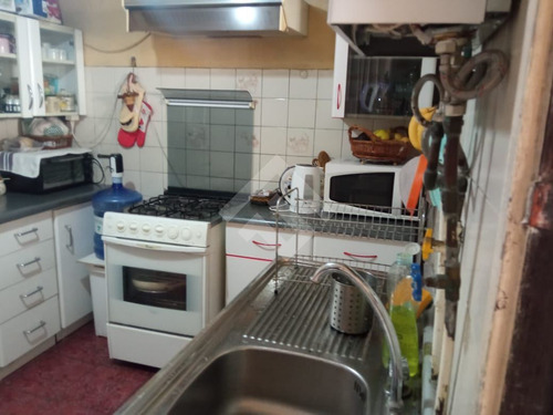 Casa En Venta De 3 Dorm. En Macul