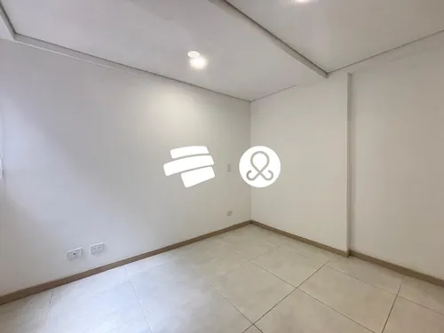 Vendo Apartamento En Itagüí, Con Terraza, A Dos Cuadras Del Parque Principal