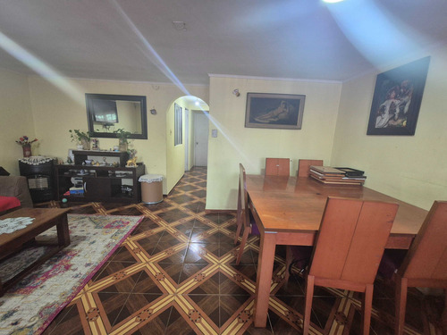 Amplia Y Comoda Casa En Colina (68779)