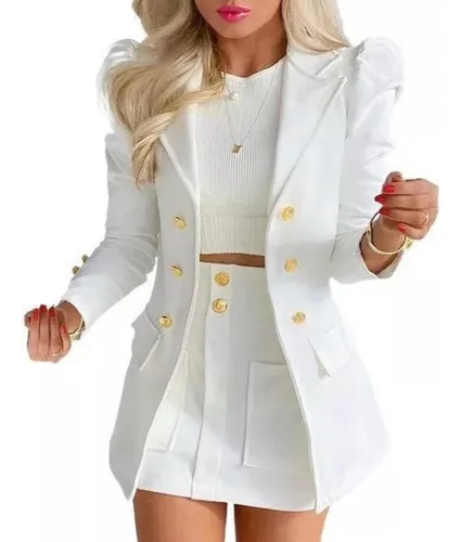 Mujeres con trajes elegantes new arrivals