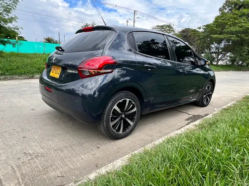 Peugeot 208 1.6 Allure Vti