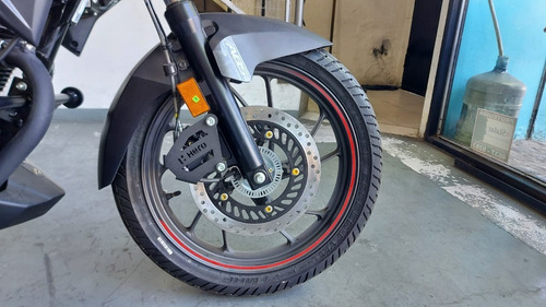 Imagen 19 de 21 de Hero Hunk 190r 0km 2023 Fi Abs Financiada Ap Motos Ns200 Tvs