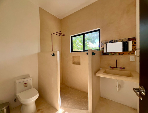 Casa En Venta En Quintas Baspul De 1 Planta Y 2 Recámaras | A 20 Min De Mérida