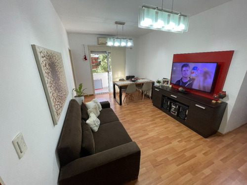 Departamento En Venta En Ezpeleta Este