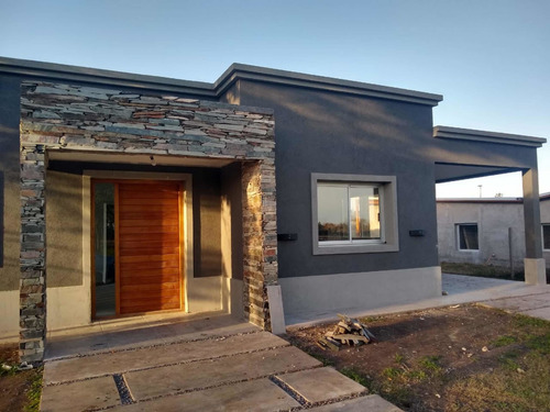 Imagen 12 de 16 de Preciosa Casa A Estrenar En Barrio La Sofía! Marcos Paz
