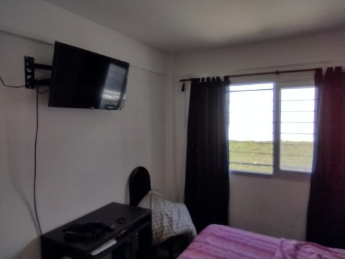 Imagen 9 de 10 de Departamento De 2 Ambientes Con Balcon En Venta - Moron Centro