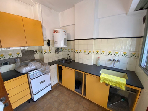 Imagen 6 de 10 de Departamento 2 Ambientes En Venta En Lanus (097)