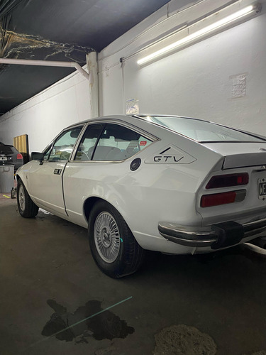 Coupe Alfa Romeo Gtv 2000