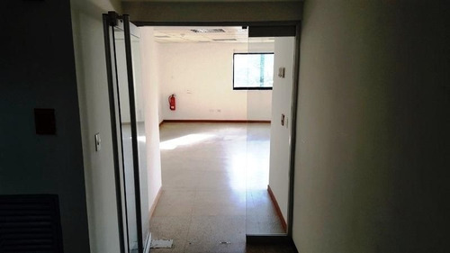 Imagen 3 de 14 de Oficina En Alquiler Chacaito 22-3056 Renta House Los Samanes