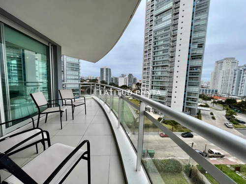 Mansa, Apartamento De 3 Dormitorios Más Dependencia