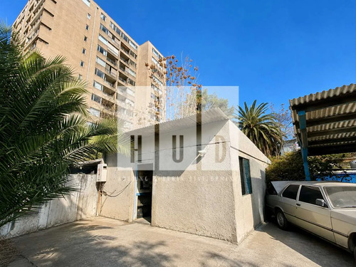 Amplio Local Comercial En Pleno Bellavista! (174015)