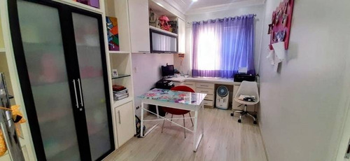 Imagem 17 de 25 de Sobrado Tatuapé - 270 M² - 3 Suítes - Closet - Varanda - Quintal - Churrasqueira, Forno De Pizza, Piscina - 4 Vagas De Garagem - Aceita Financiamento - 4057 Lp - 70671960