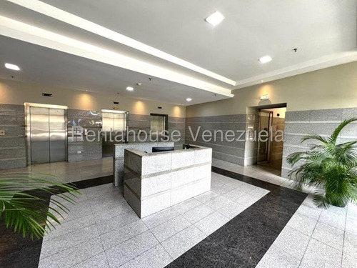 Alquler De Moderna Oficina, Mls 25-23964, Ycl.