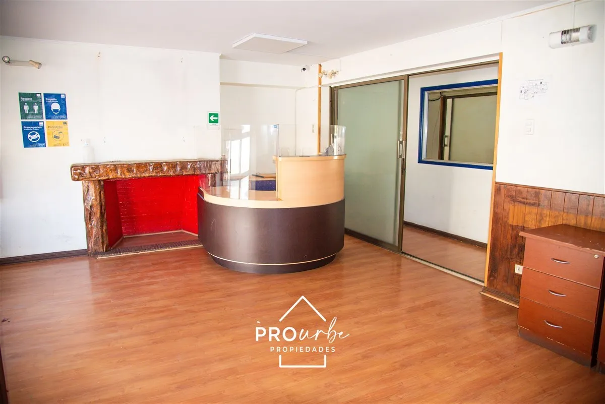 Imagen 3 de 30 de Casa En Arriendo De 14 Dorm. En Las Condes