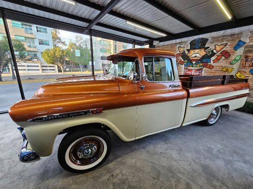 Chevrolet Apache 32