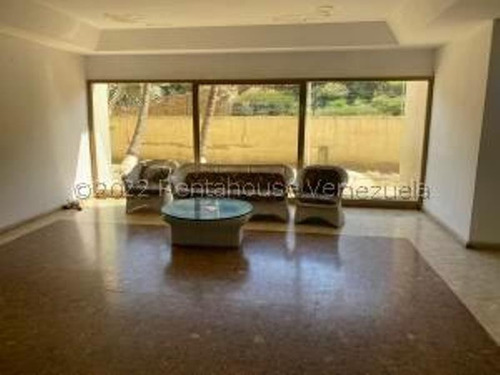 Imagen 10 de 19 de Apartamento En Venta Playa Grande Mls #22-21495 Johana Blan 04123368346