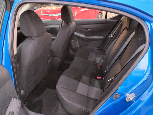 Nissan Sentra 1.8 Advance Cvt