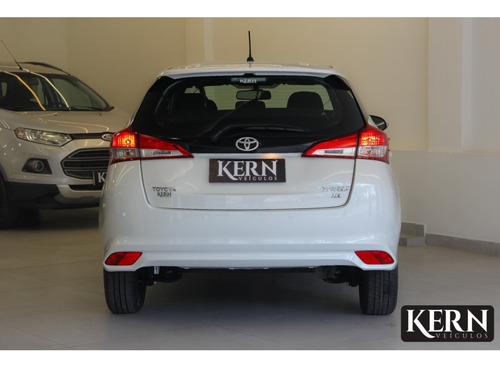 Toyota Yaris 1.3 16V FLEX XL MULTIDRIVE