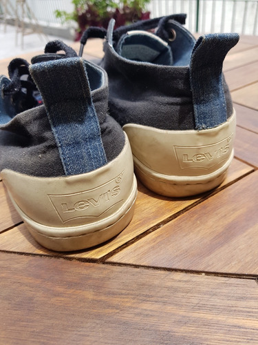Tennis Levi's Masculino (desapego)