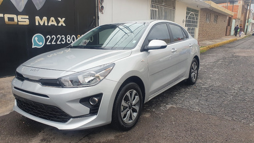 Kia Rio 1.6 L Sedan At