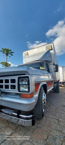 Imagem 6 de 9 de Ford