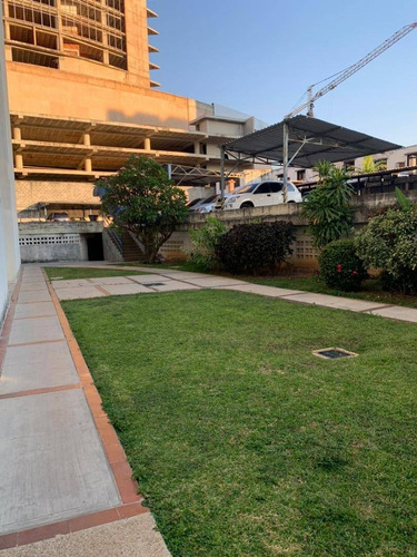 Imagen 10 de 10 de Liliana Martinez Remax Apartamento Urbanización Los Mangos Aguja Blanca Cd 133233