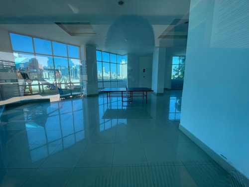 Imagen 14 de 21 de Venta De Apartamento De 156 M2 En Ph Kolosal Towers, San Francisco 22-7595gg