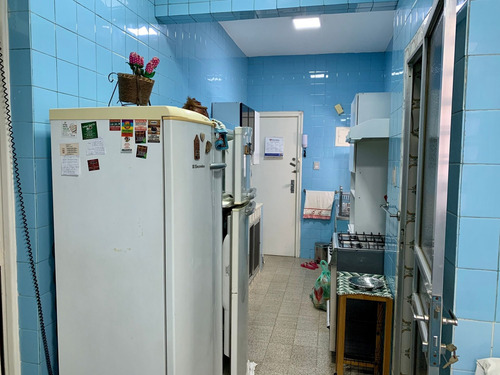 Imagem 11 de 18 de Apto Leblon | 3 Quartos | 93 M² | Cond: R$700.00 | 0 Vagas - 1upxwih