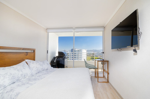 Hermosa Vista Al Mar, Cerca 4 Esquinas, A 100 Pasos Del Mar.