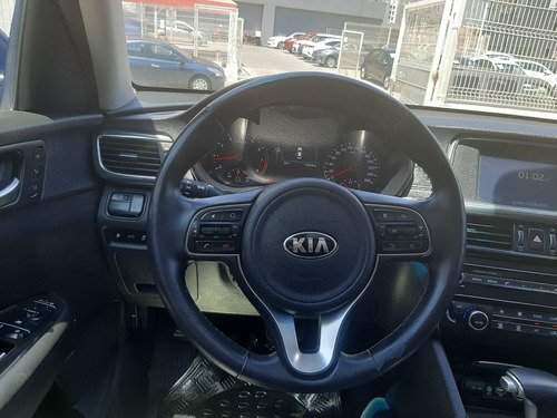 Imagen 7 de 15 de Kia Optima 2017 2.4 Gdi Ex Pack At Ac Abs Ee Vp Qc Ba