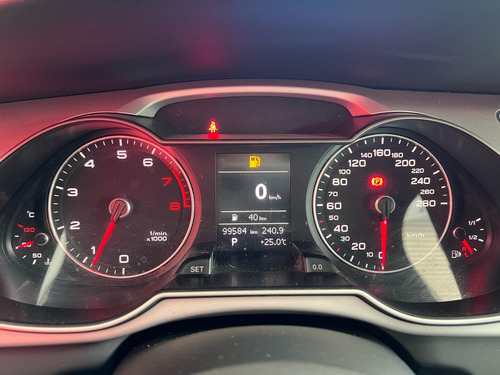Audi A4 1.8 TFSI ATTRACTION GASOLINA 4P MULTITRONIC